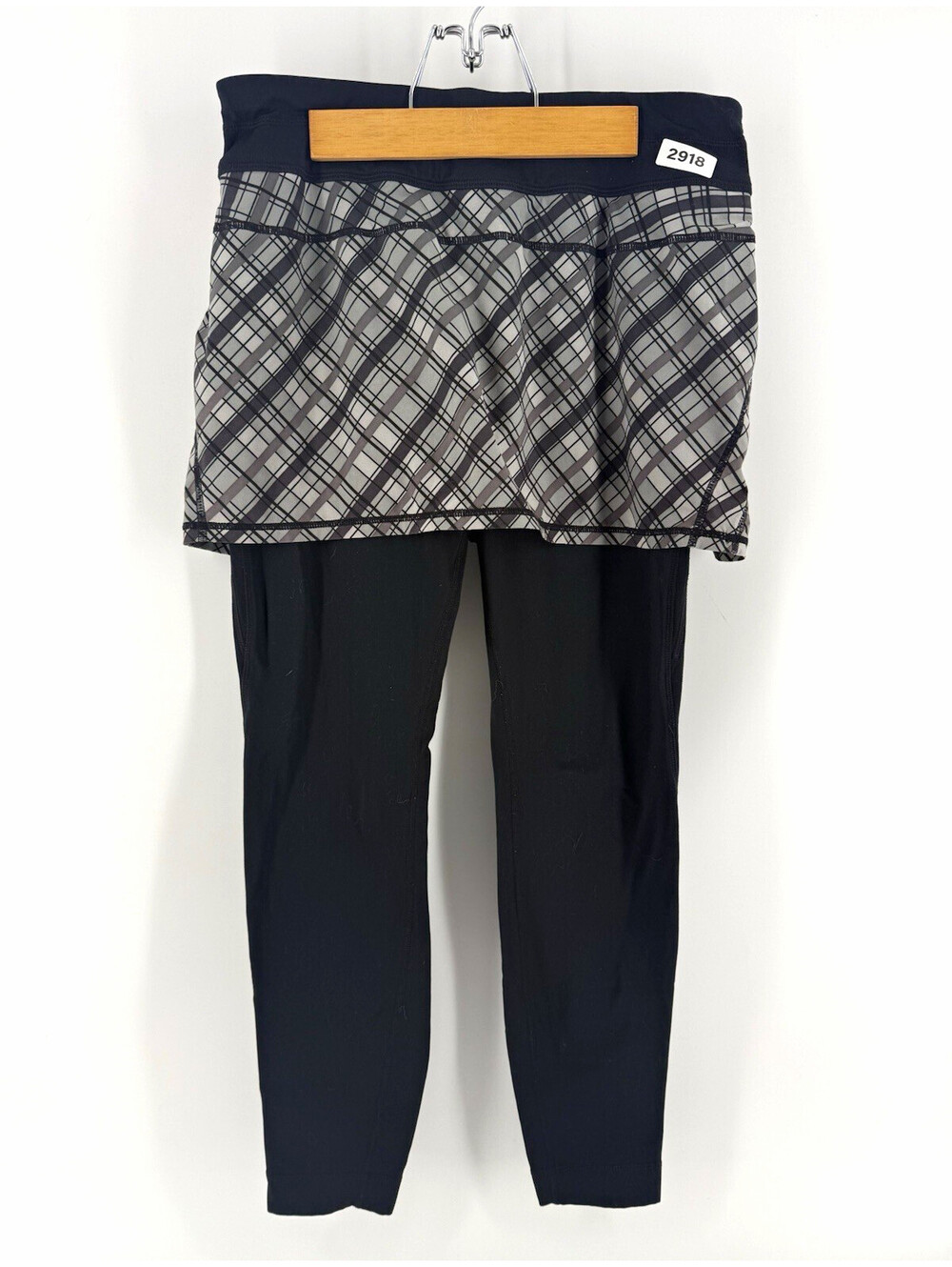 Athleta Women’s M Regular Pull-On Short Plaid Stretch Active Skort Leggings